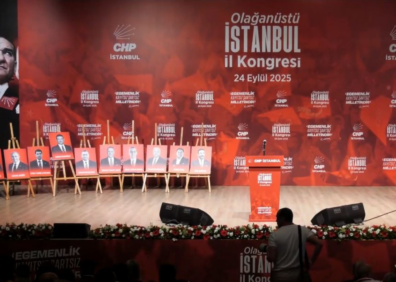 CHP yine mahkeme kararını tanımadı... Mahkemenin durdurulmasını istediği CHP İl Kongresi başladı!