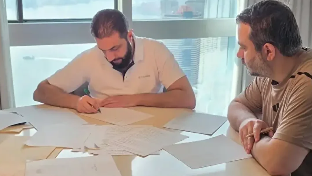 BM'de tarihi an! Suriye Cumhurbaşkanı Şara zincirlerini kıran ülkesinin hikayesini bizzat kalemiyle yazdı