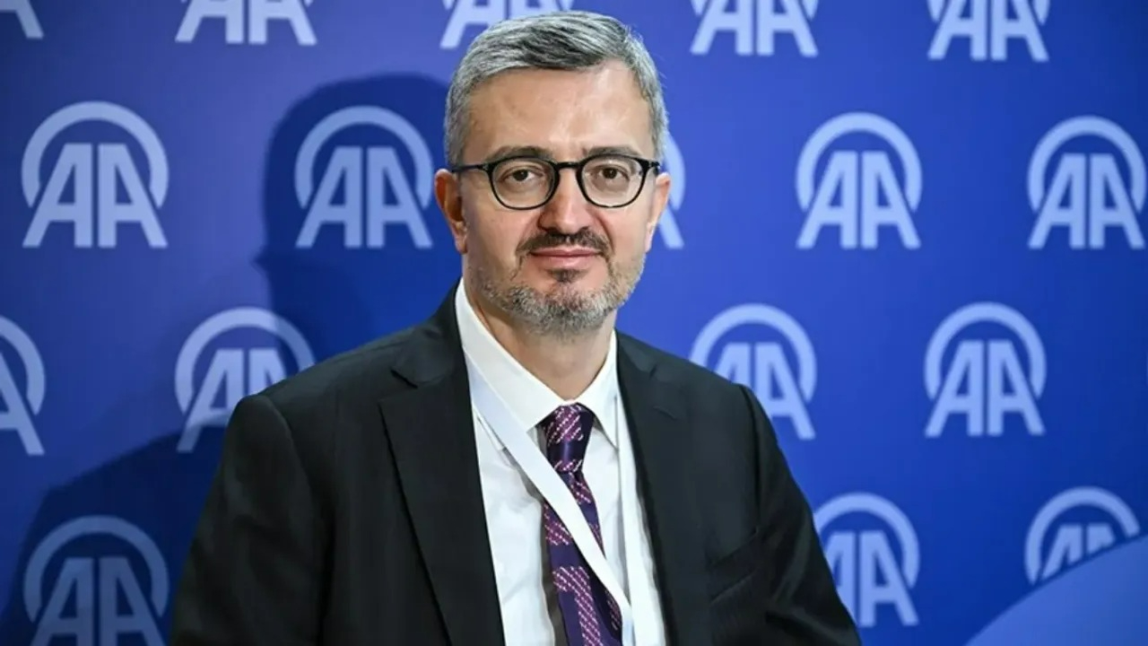 Burhanettin Duran açıkladı: Erdoğan-Trump zirvesi tarihi ve samimi bir atmosferde gerçekleşti!
