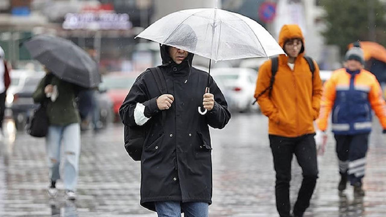 Şiddetli yağış alarmı! Meteoroloji’den kuvvetli yağış ve fırtına uyarısı