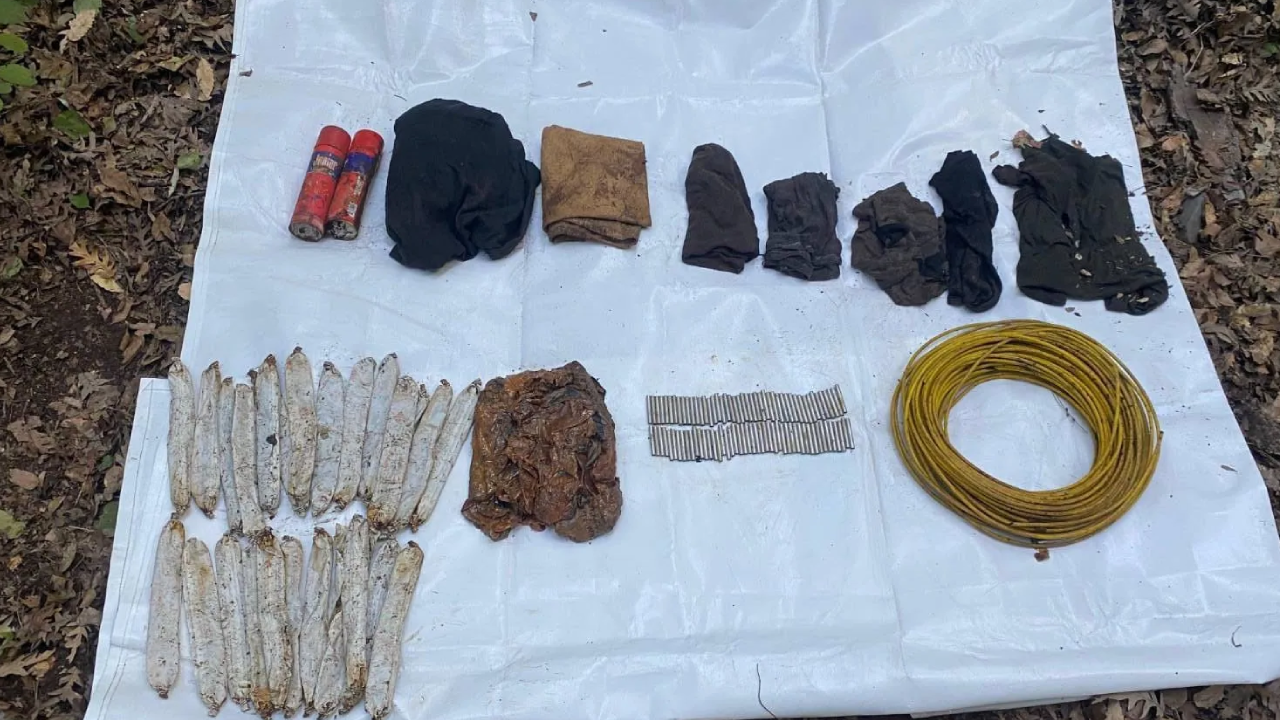 Hatay’da PKK’lı teröristlere ait patlayıcı madde ve fünye ele geçirildi