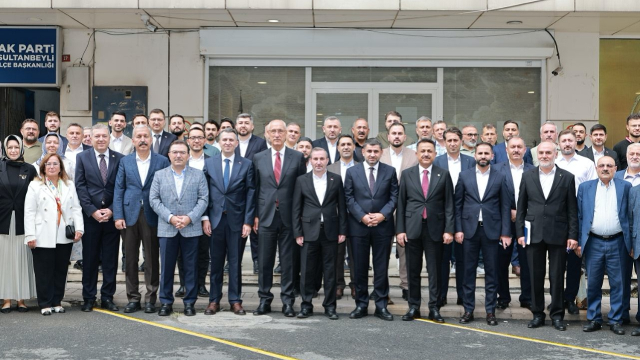 Sultanbeyli'de Türkiye Yüzyılı buluşmaları çoşkuyla gerçekleşti