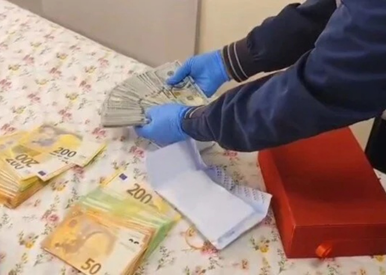 Malatya’da büyücü çetesi çökertildi! 27 kişiyi muska ve büyü bozma vaadiyle dolandırdılar, evlerden servet çıktı