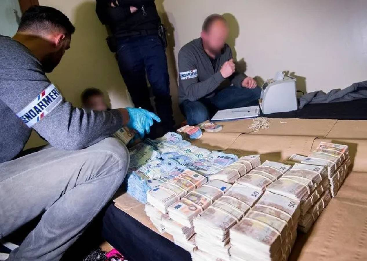 Suç şebekesine büyük darbe! Marsilya-Milano-İstanbul hattında kara para operasyonu