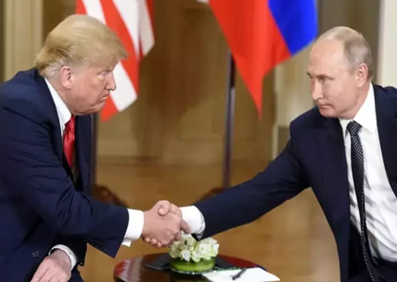 Kremlin’den Trump’a Moskova daveti: Putin görüşmeye hazır