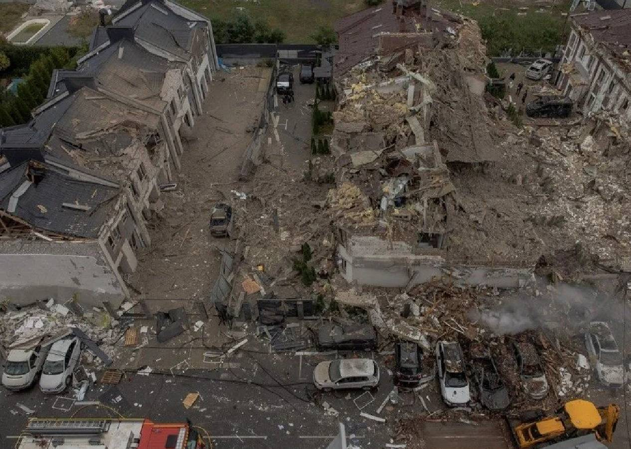 Kiev’e 12 saatlik kabus: Rusya yüzlerce füze ve İHA ile vurdu