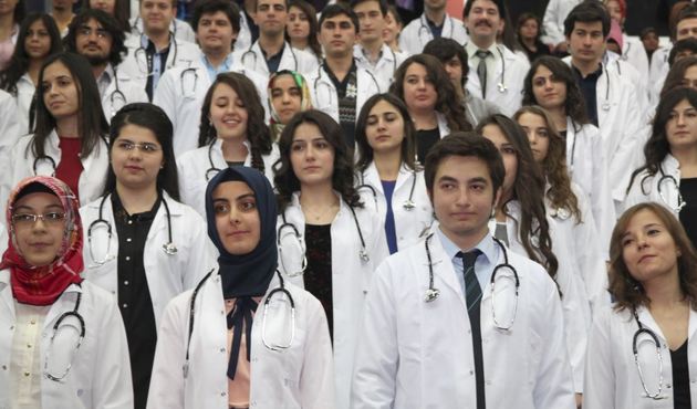 Başarılı doktorlara "mecburi hizmet" kolaylığı!