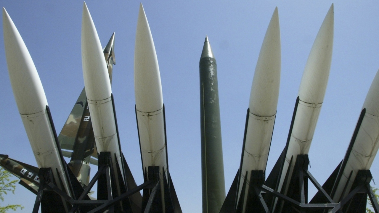 Pentagon silah şirketlerinden füze üretimini artırmalarını istedi