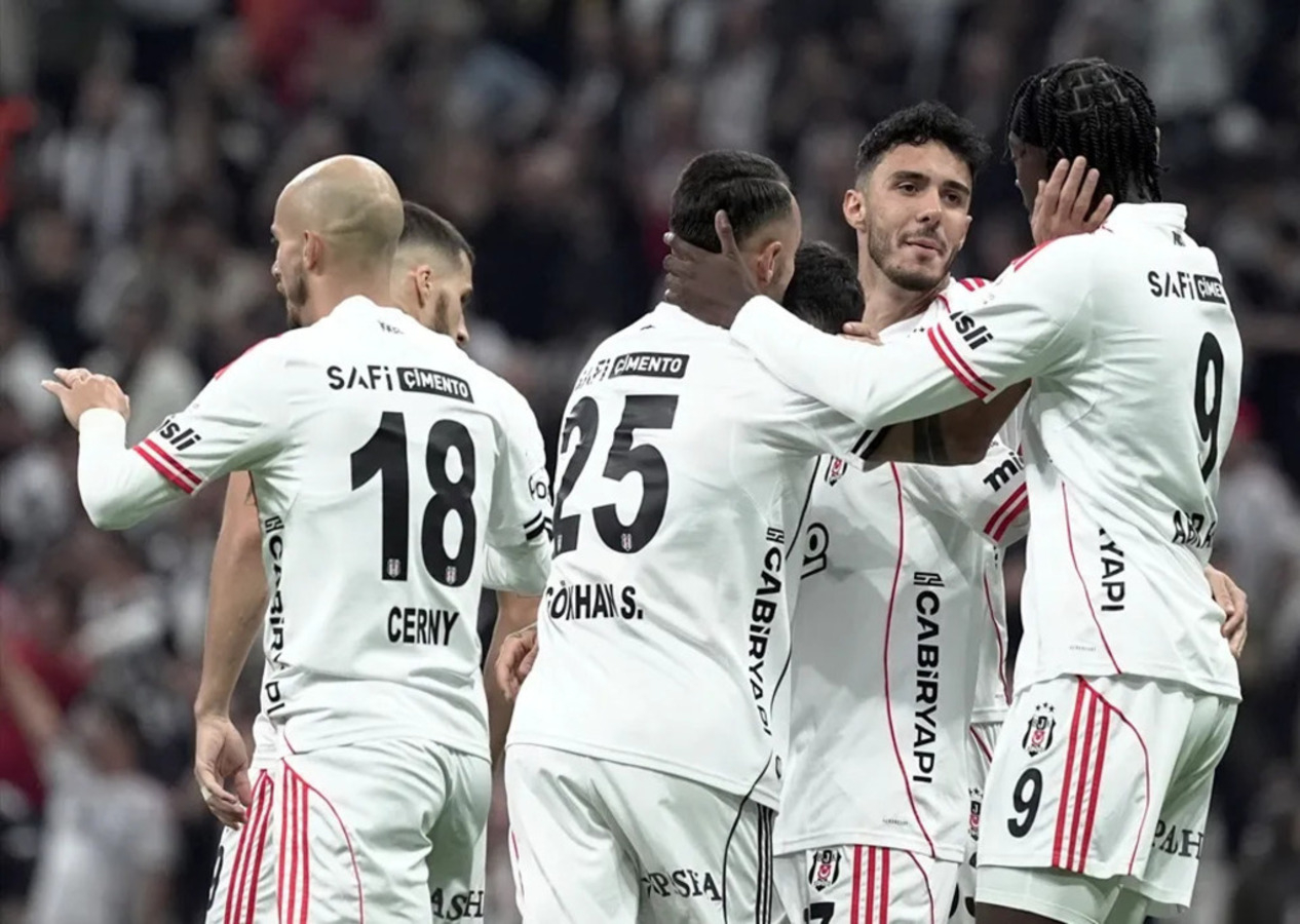 Beşiktaş derbi öncesi hata yapmadı, Dolmabahçe'de galibiyete uzandı (Beşiktaş 3 - 1 Kocaelispor | Maçın özeti)