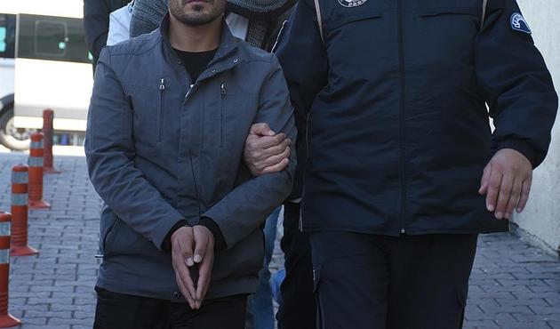 FETÖ'nün mahrem imamı uzman çavuşun evinde saklanırken yakalandı!