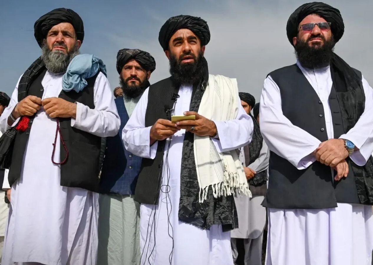 Taliban’dan dünyayı ayağa kaldıran karar: Afganistan’da internet ve mobil hatlar tamamen kesildi