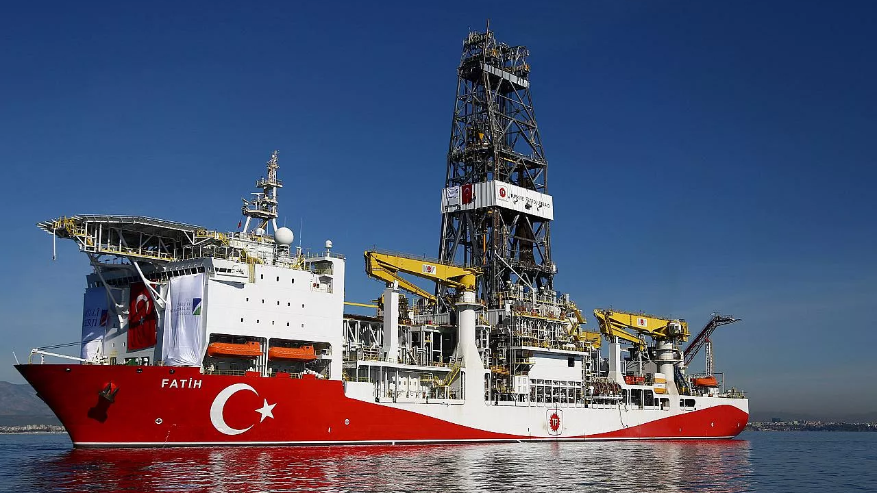 Dezenformasyona dikkat! İletişim Başkanlığı'ndan Doğu Akdeniz'de sondaj faaliyetleri yanıtı!