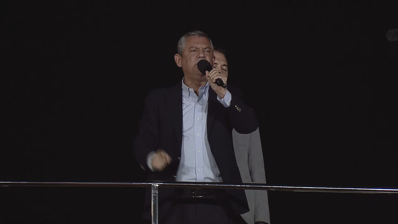Küçükçekmece’den mesaj yolladı! Özgür Özel’den Sumud aktivistlerine destek