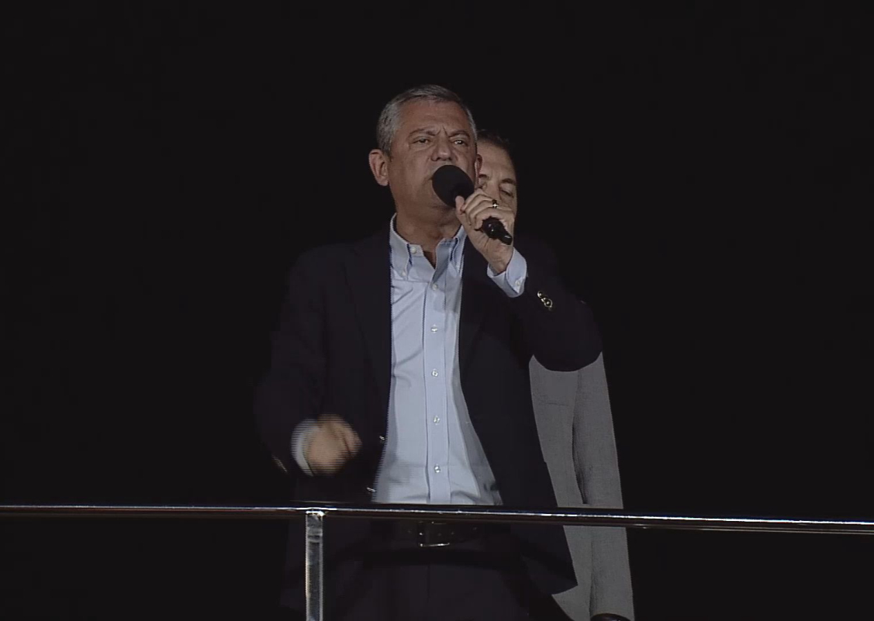 Küçükçekmece’den mesaj yolladı! Özgür Özel’den Sumud aktivistlerine destek