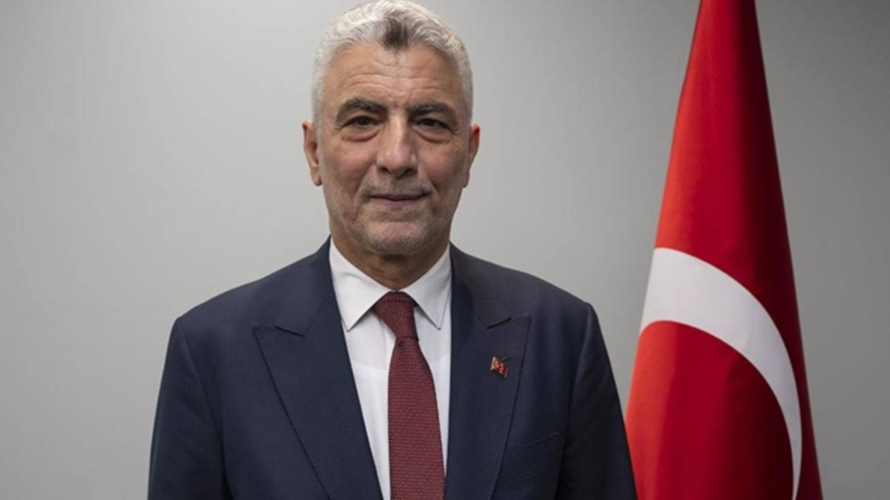 Bakan Bolat dış ticaret verilerini değerlendirdi! Hizmet ihracatı 120,4 milyar dolara ulaştı