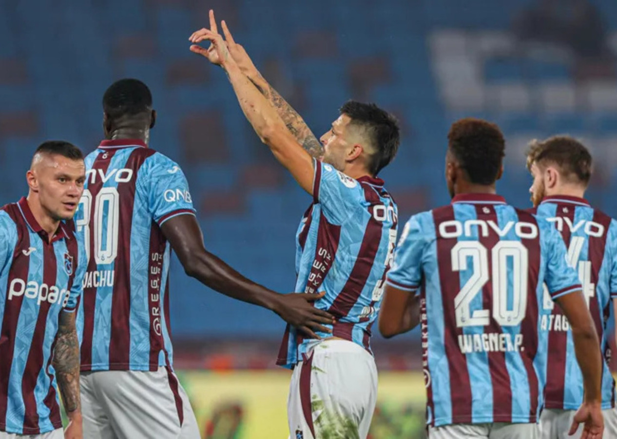 Trabzonspor gol oldu yağdı, evinde 3 puanı hanesine yazdırdı (Trabzonspor 4 - 0 Kayserispor | Maçın özeti)