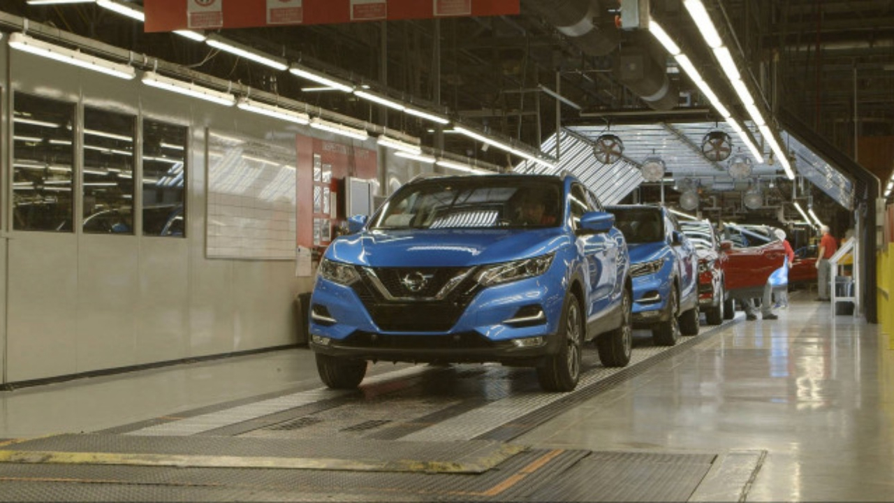 Japon otomotiv devinden şok karar! 7 fabrika kapanıyor, 20 bin kişi işten çıkarılıyor