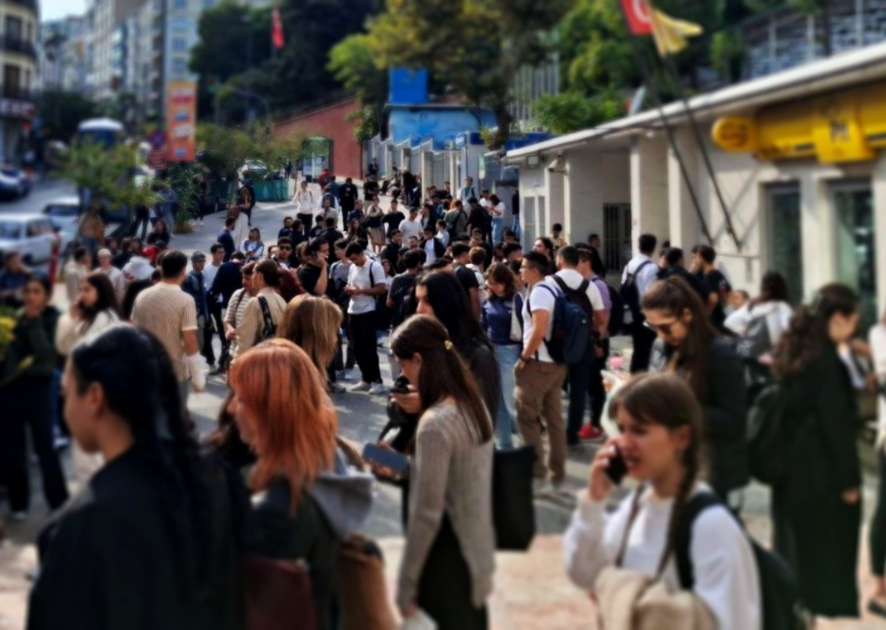 Tekirdağ'daki 5'lik depremde 17 kişi panikle yaralandı! 4 bina için hasar ihbarı var...