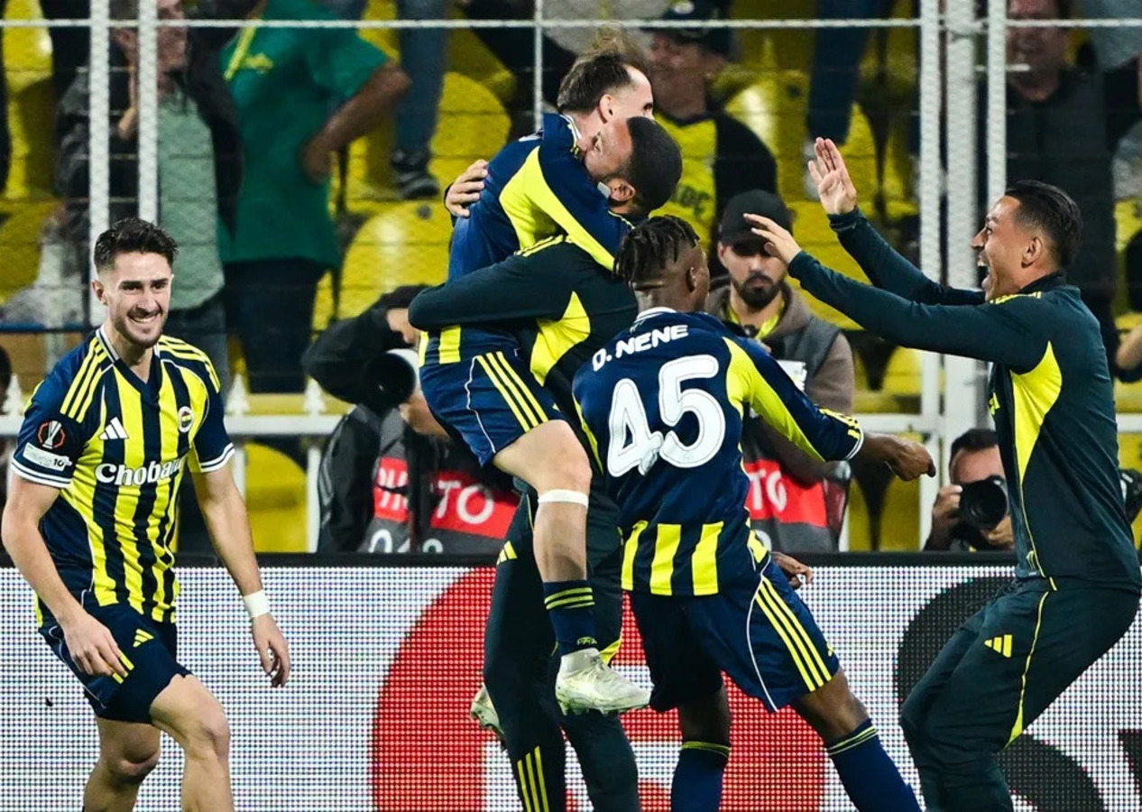 Kerem Aktürkoğlu Avrupa'da sahneye çıktı, Fenerbahçe ilk galibiyetini aldı (Fenerbahçe 2 - 1 Nice | Maçın özeti)