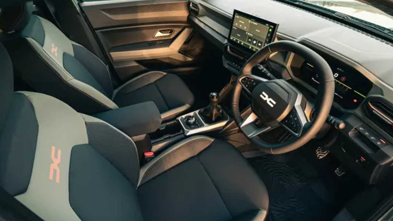 Renault binek otomobillerinde kampanya başlattı! 100.000 TL indirim ve faizsiz kredi veriyor