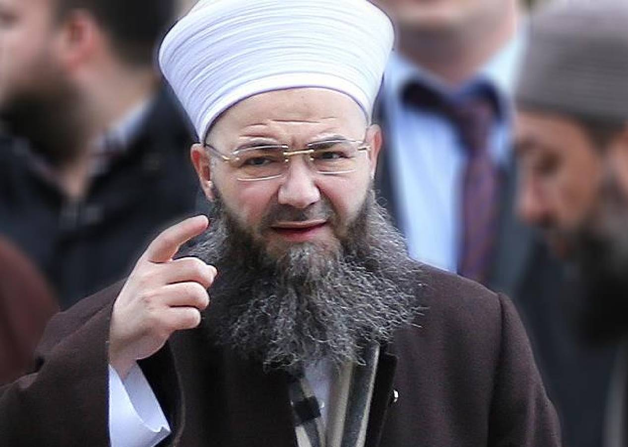 Cübbeli saldırı!  Hoca sıfatlı A. Mahmut Ünlü, Gazze için sokaklara dökülenleri hedef aldı