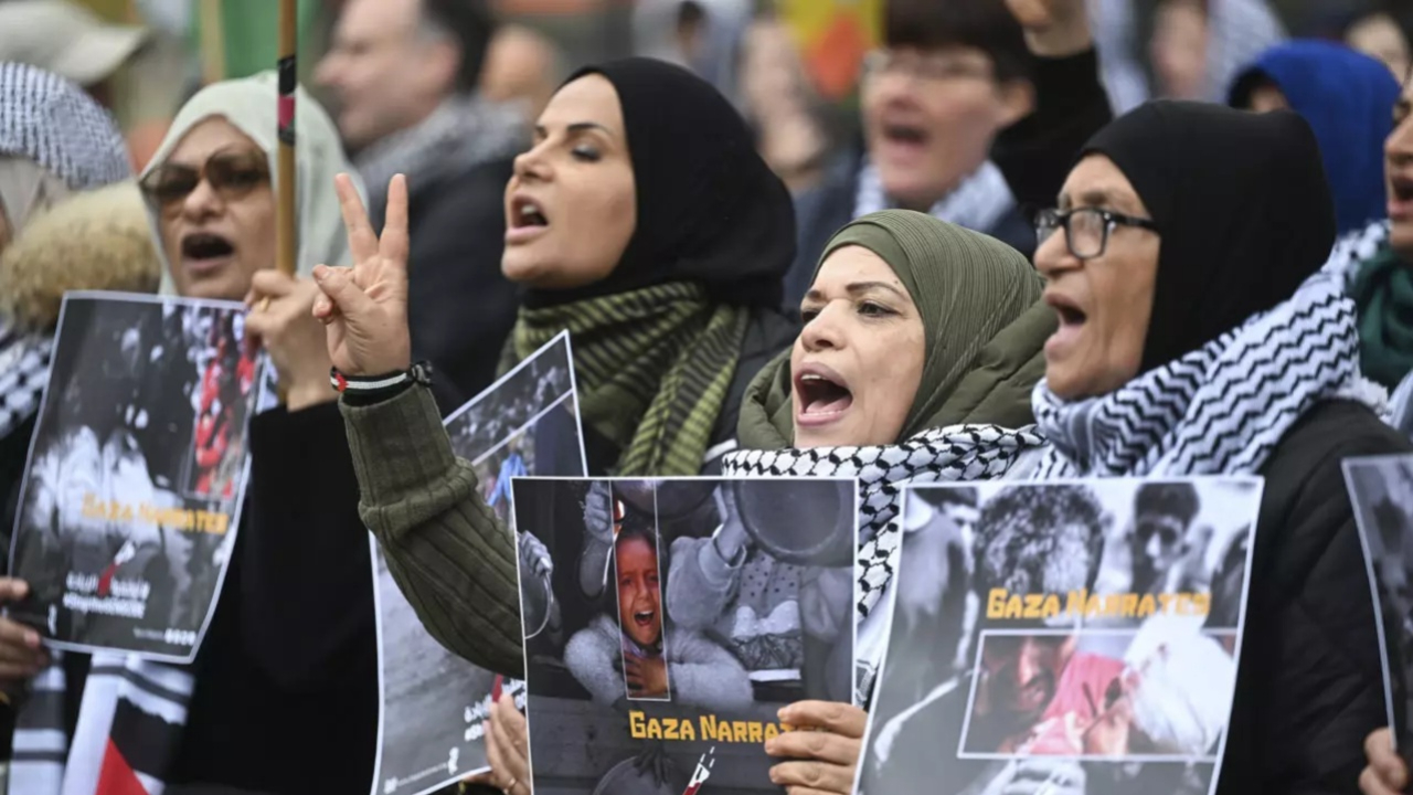 Avrupa katil İsrail'e karşı ses! Sumud Filosu’na destek gösterileri devam ediyor