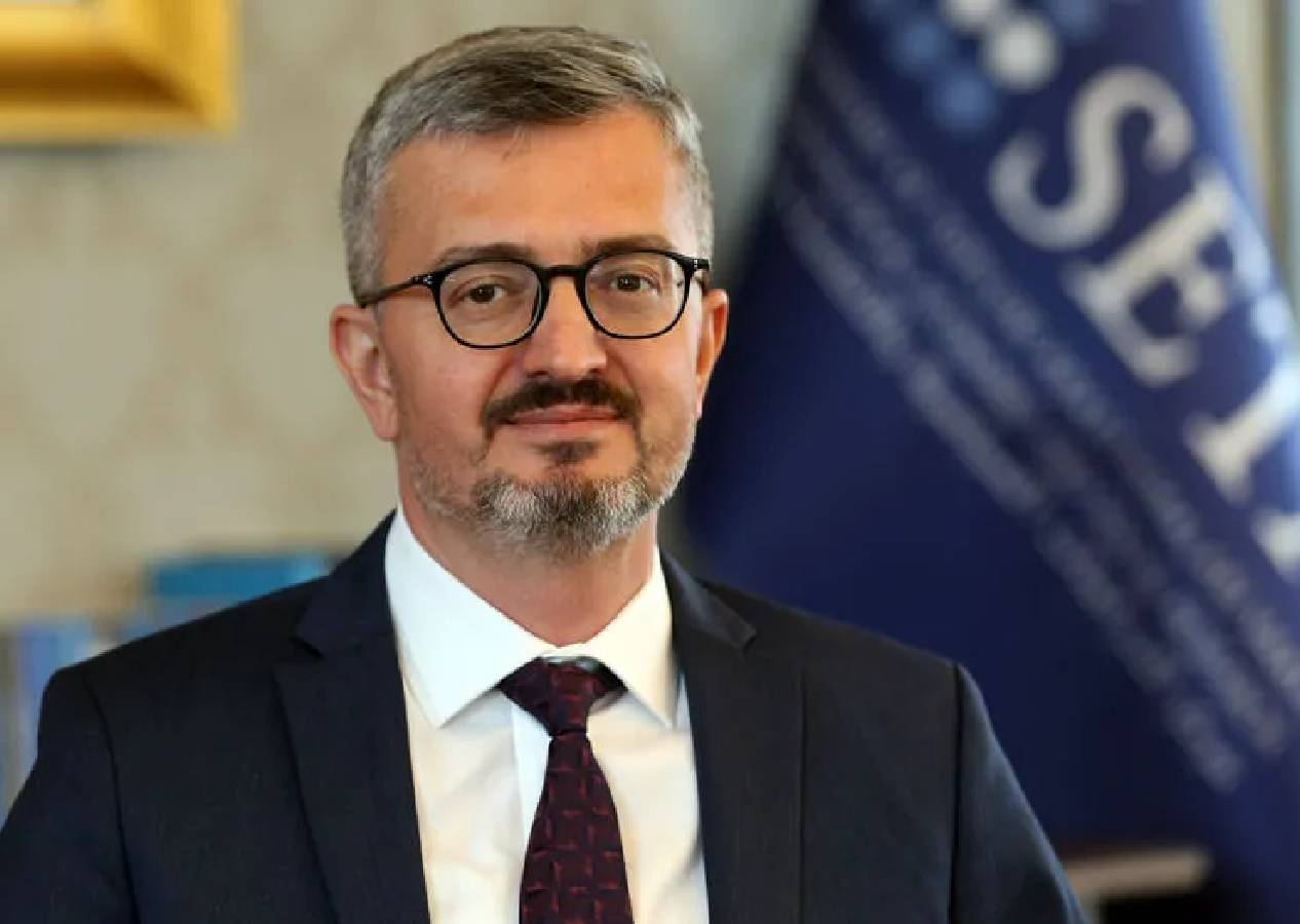 İletişim Başkanı Burhanettin Duran’dan Küresel Sumud Filosu katılımcılarına selam