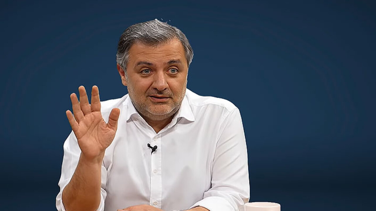 Mehmet Demirkol'dan Sergen Yalçın'a Tarihi Eleştiri! "Yorumcu Sergen Olsaydı, Hoca Sergen'i Paramparça Ederdi!"