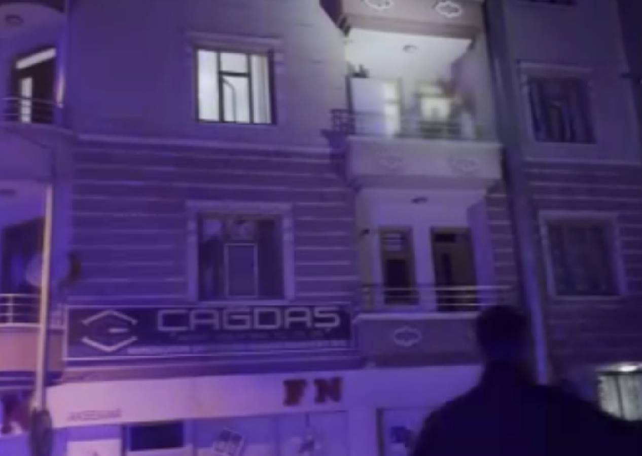 Alkolün etkisiyle dehşet saçtı! Boşandığı eşini darbetti, 3 çocuğunu rehin aldı