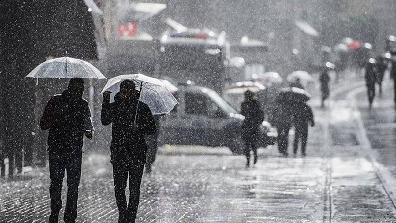 Yurt genelinde sağanak alarmı! Meteoroloji'den 8 il için sarı kodlu uyarı