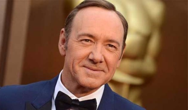 Netflix, eşcinsel olduğunu açıklayan Kevin Spacey'in fişini çekti!