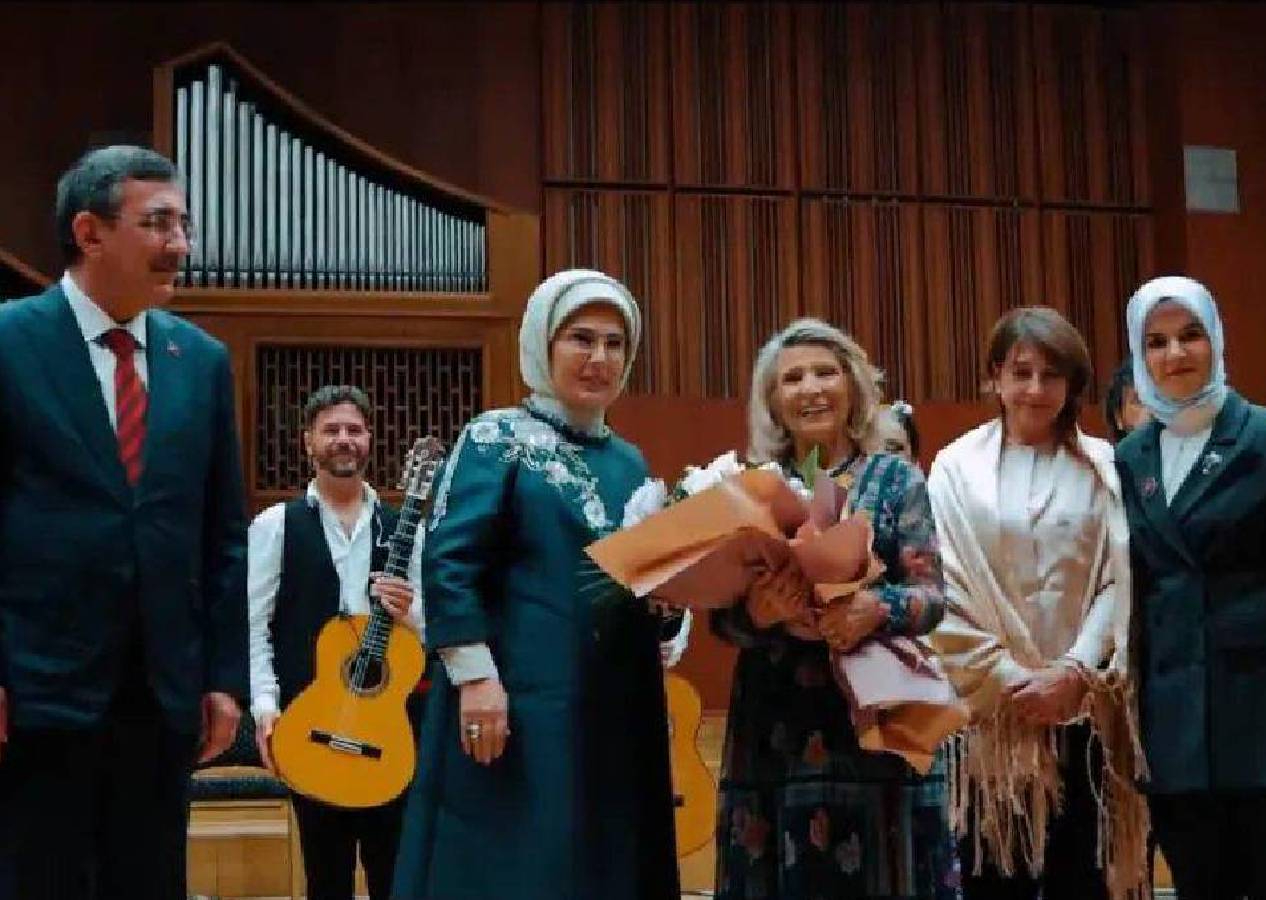 Filistin için tek yürek!  Emine Erdoğan: “Sanatın gücüyle Gazze'nin yaralı kalbine dokunduk”