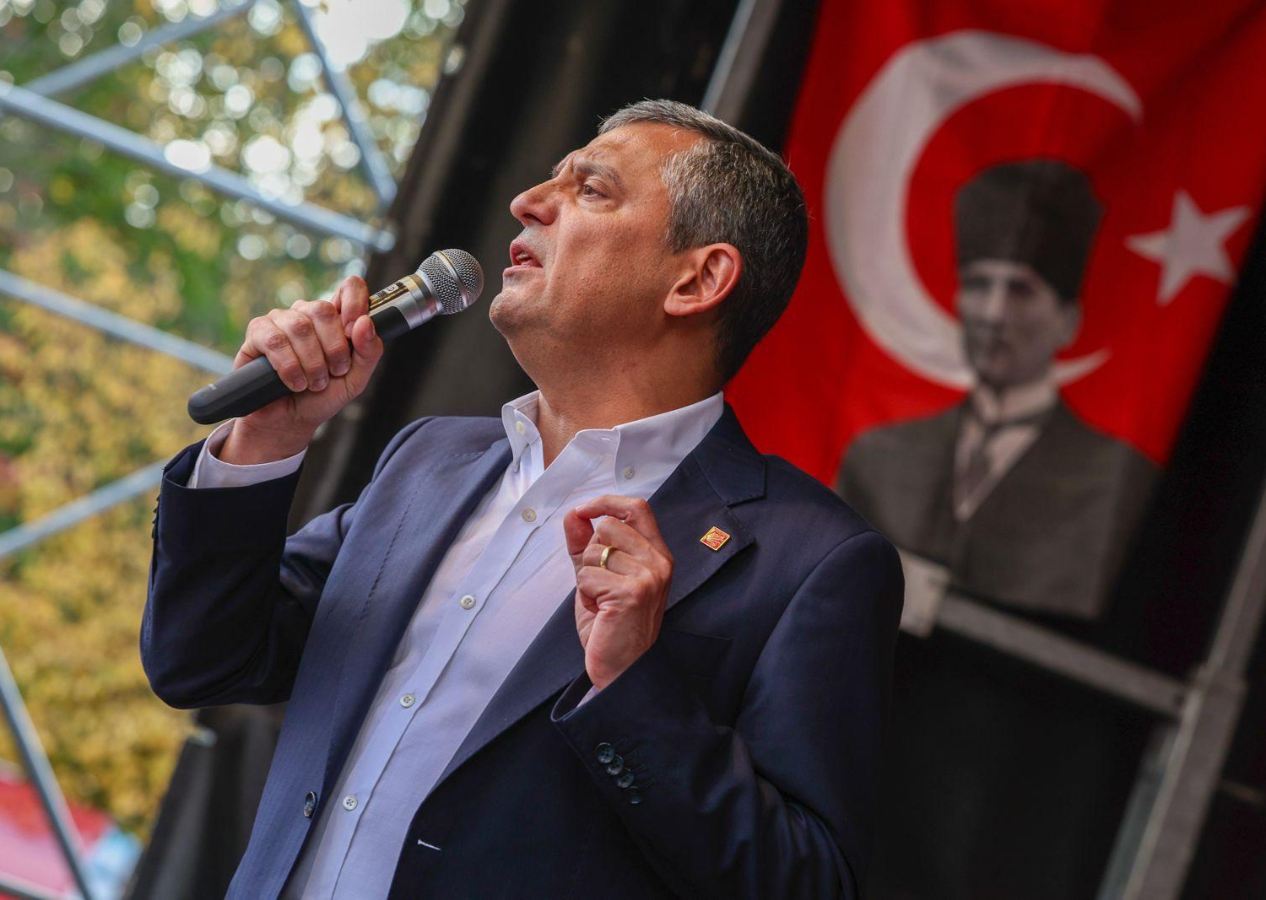 CHP Avrupa’da Türkiye’yi hedef gösterdi! Özel’den Erdoğan ve Trump’a skandal suçlama: Pazarlık masasındalar