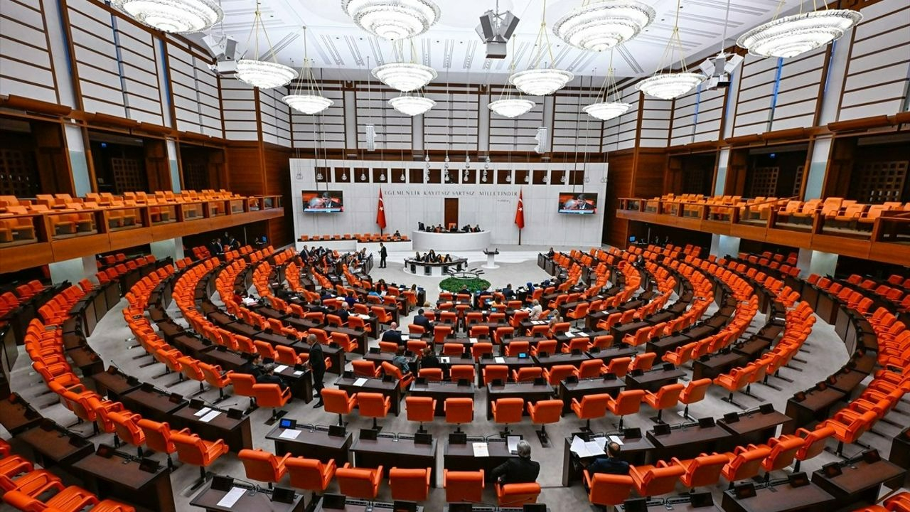 Vekiller şaşkınlık yarattı! İşte Meclis'te yapılan en ilginç öneriler