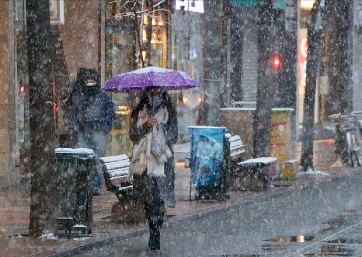 Meteoroloji alarm verdi! Kar ve sağanak aynı anda geliyor: 16 ile sarı kod