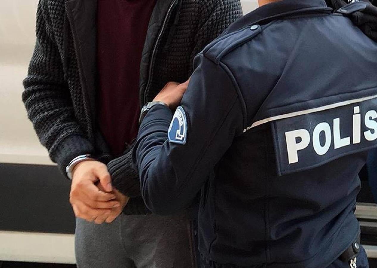 Türkiye genelinde silah kaçakçılığı operasyonu: Cephanelik gibi atölyeler ortaya çıktı