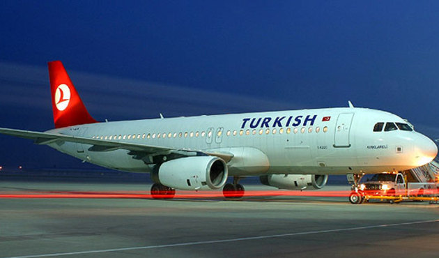 Yolcu rahatsızlandı, uçak acil iniş yaptı…