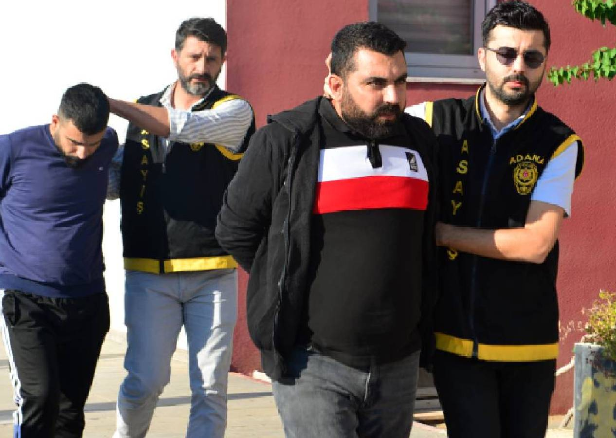 Sopayla dövüp bıçakladılar: Adana’da kuzenler arasında cinayet