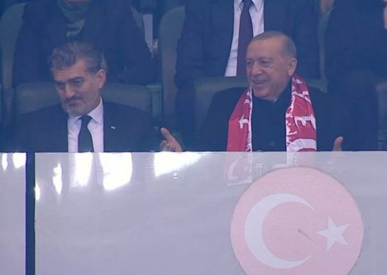 Yoğun tempo sonrası Cumhurbaşkanı Recep Tayyip Erdoğan, milli takımın golüne böyle sevindi!