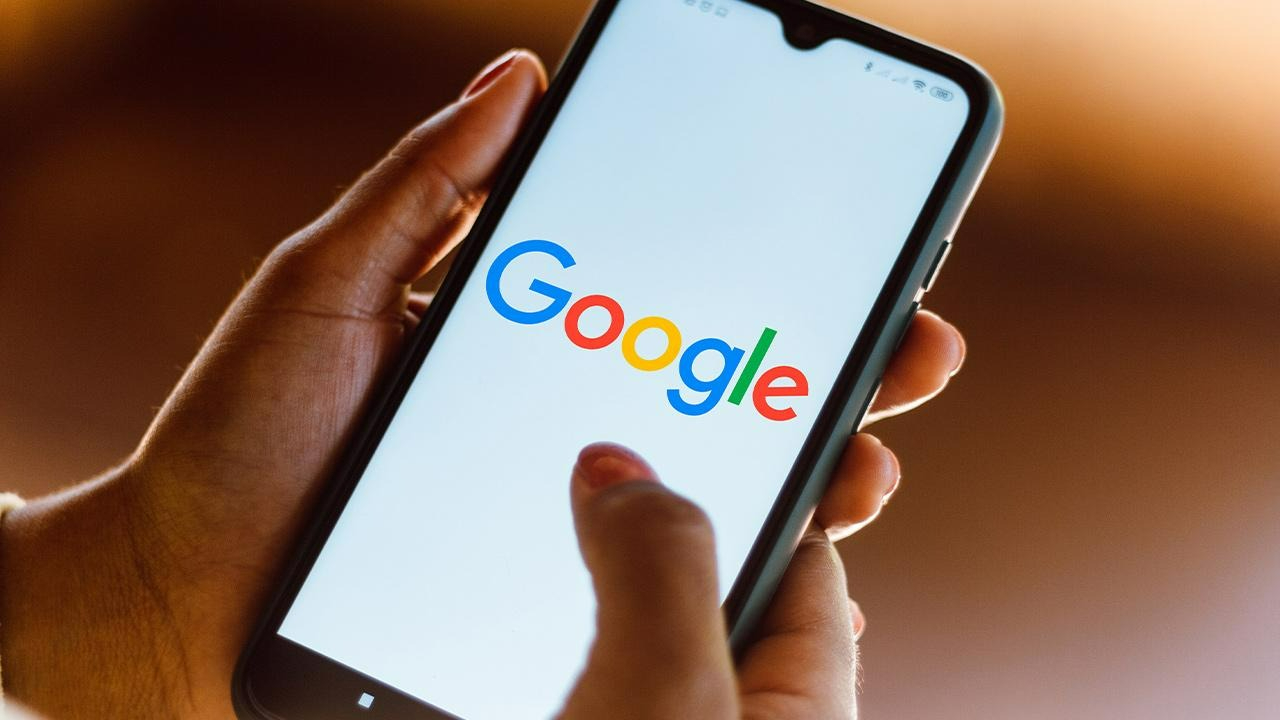 Google’dan dev değişiklik! Kullanıcılar isterse gizleyebilecek