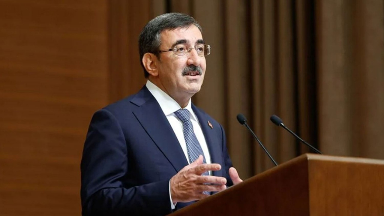 Türkiye'nin büyüme hedefi belli oldu! Cumhurbaşkanı Yardımcısı Yılmaz: Bu yıl büyüme hedefi yüzde 3,3