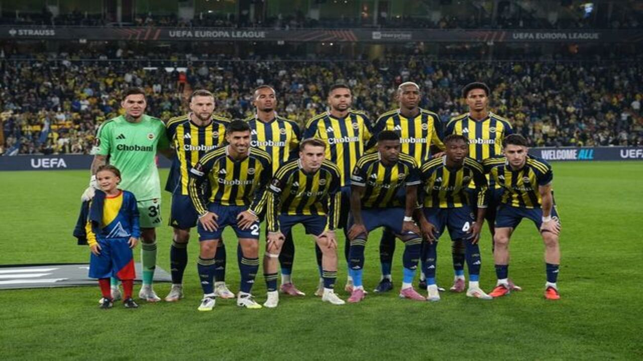 Fenerbahçe'de Tedesco Faturayı Kesti: Kızağa Çekilen İsim Premier Lig'e Gidiyor