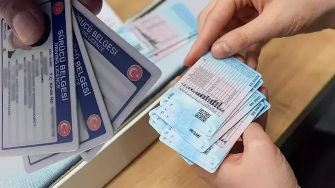 Ehliyetiniz geçersiz sayılacak! Eski tip ehliyetler için son tarih yaklaşıyor