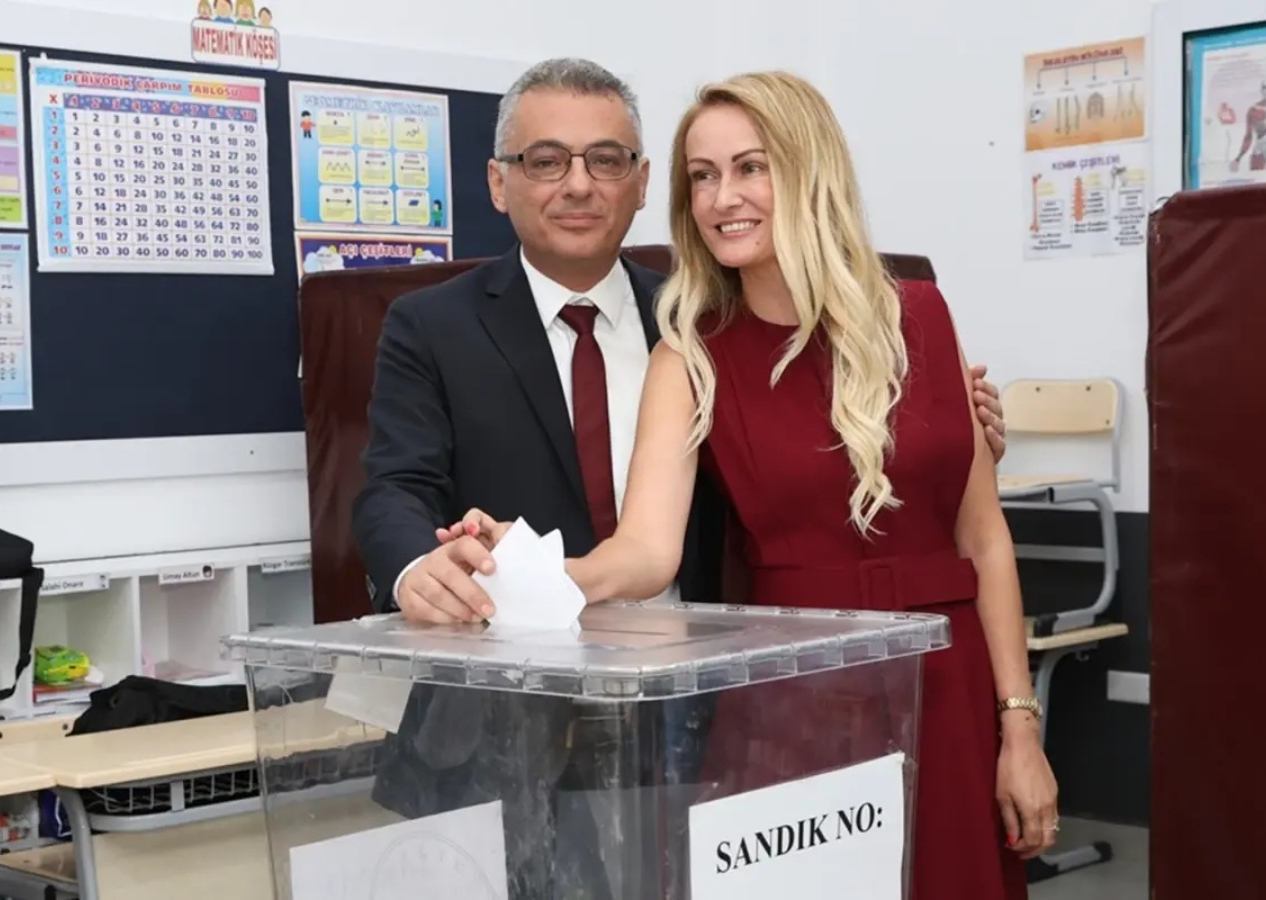 KKTC’de Tatar kaybetti, Atina bayram etti! KKTC’de federasyon yanlısı aday Erhürman'ın kazanması Yunan ve Rum basınını sevince boğdu!