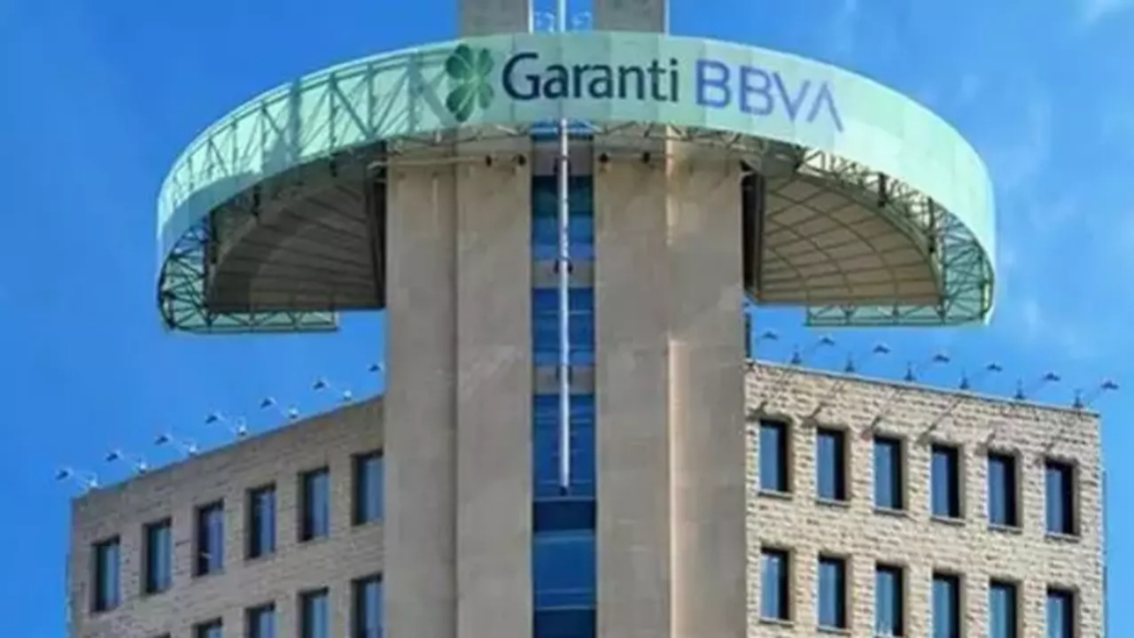 Garanti BBVA tahsil edemediği kredi ve kredi kartı borçlarını sattı