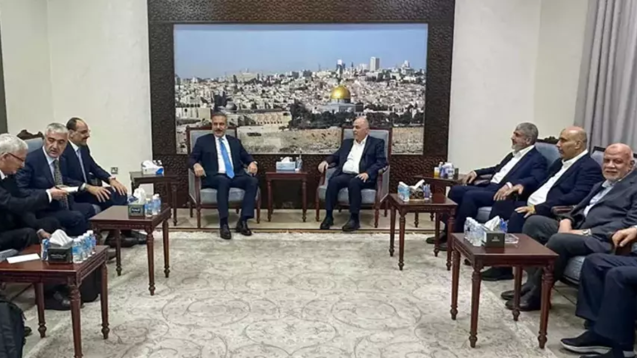 Katar'da kritik zirve! Fidan ve Kalın Hamas yetkilileriyle görüştü