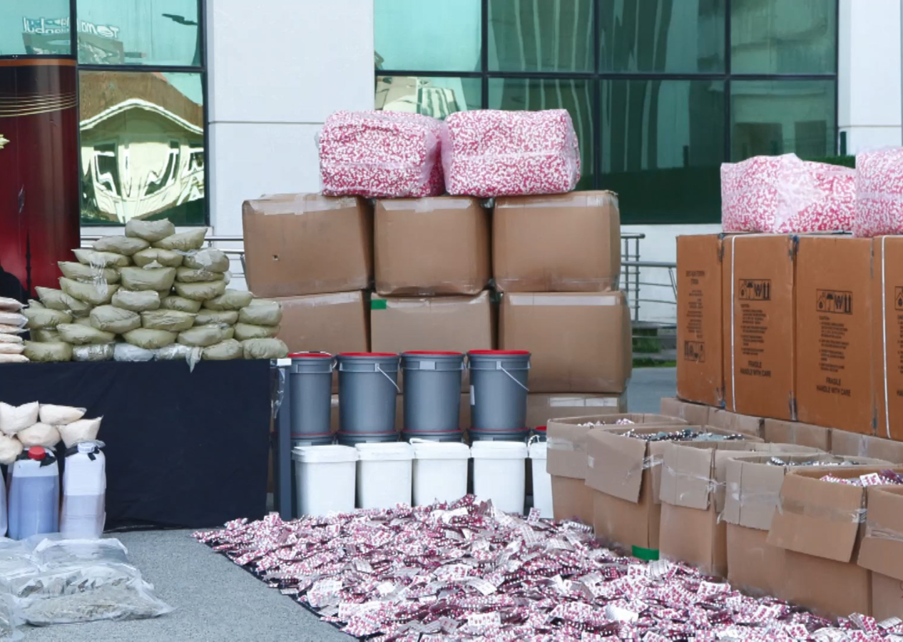Türk polisinden zehir tacirlerine nefes kesen operasyon: 443 kilo uyuşturucu yakalandı!