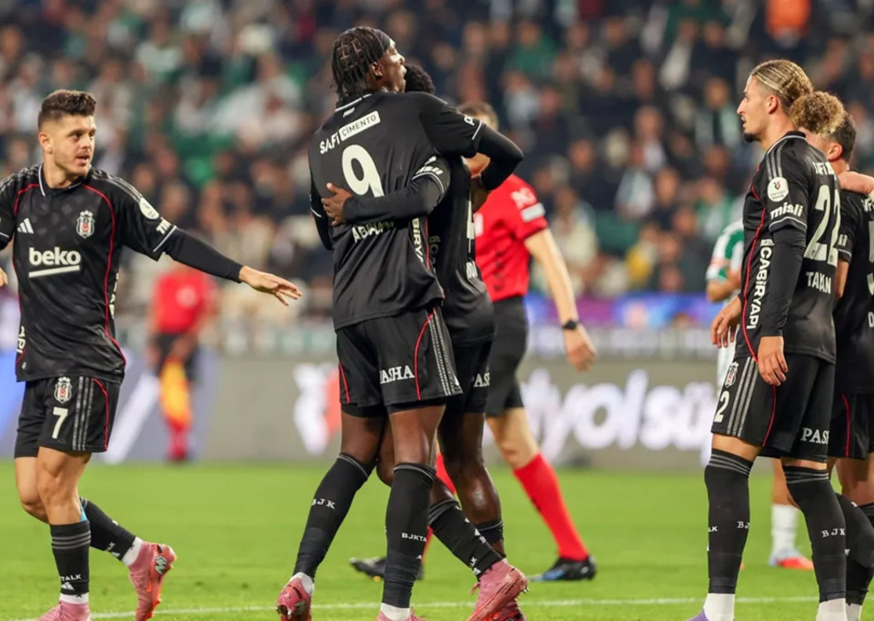 Beşiktaş deplasmanda kazandı, 3 puanı hanesine yazdırdı (Konyaspor 0 - 2 Beşiktaş | Maçın özeti)