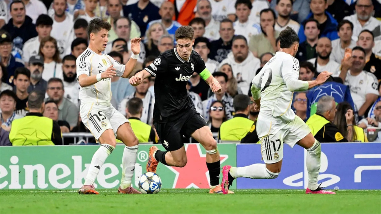 UEFA Şampiyonlar Ligi'nde Türk derbisi! Milli yıldız maçın adamı seçildi