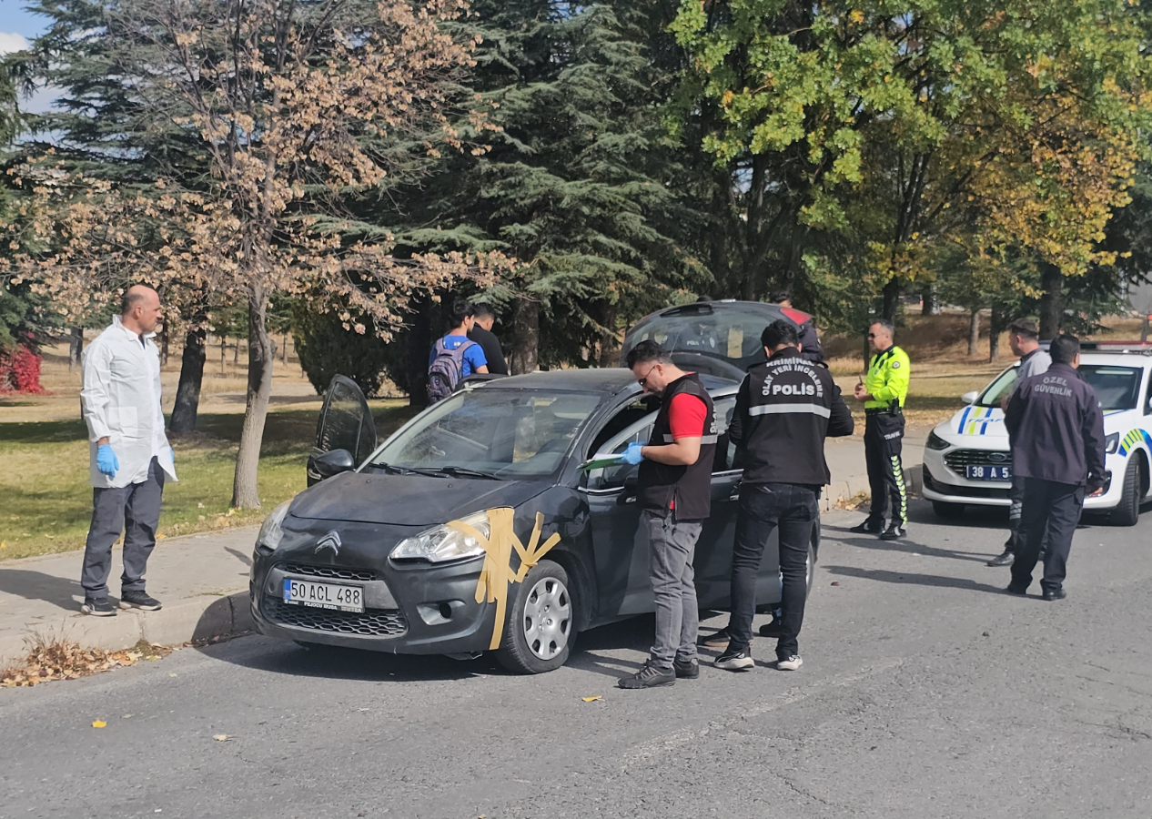 Erciyes Üniversitesi'nde eski eş vahşeti! 3 çocuk annesi öğrenci pompalı tüfekle öldürüldü